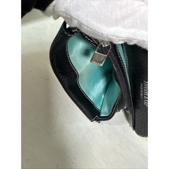 Tiffany & Co Pochette Wristlet Wallet Crossbody With Chain In Black Leather - Picture 8 of 16